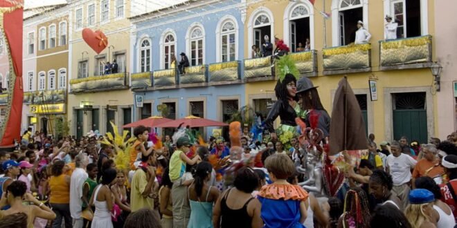 Turismo deve movimentar R 8 1 bilhões no Carnaval Brasil Turismo