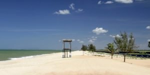 praia_carapebus-1-1-300x150 praia_carapebus-1