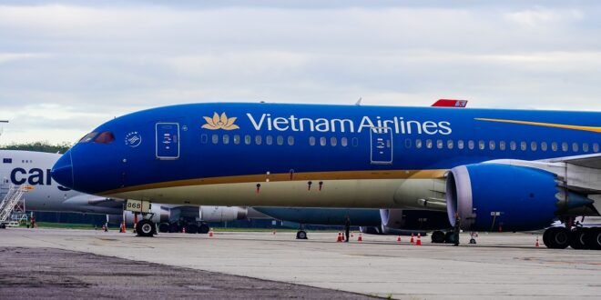 Divulgação RIOgaleão Boeing 787 Dreamliner, aeronave de última geração operada por países como Vietnã